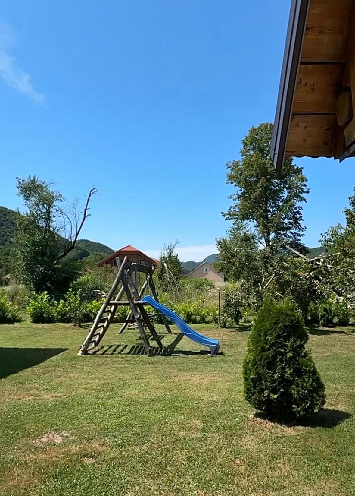 Kuca Za Odmor Dikka Brusane Lika Kültér fotó